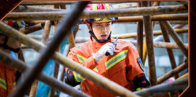 蓝焰突击|蓝焰突击正式收官,各种数据很漂亮,官方点评打脸黑子了