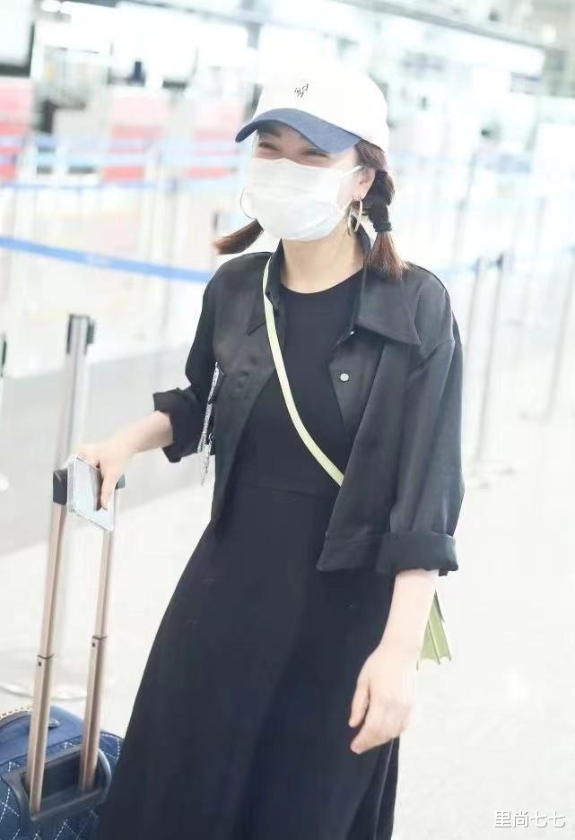 穿衣搭配|吴昕的私服美到起飞了！穿黑裙目测有90斤，甜酷风竟然这么高级