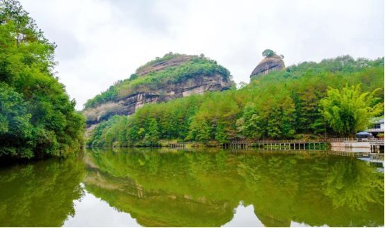 |人间奇迹地貌风景区-瑞金罗汉岩，寻罗汉远眺龙江两岸美！