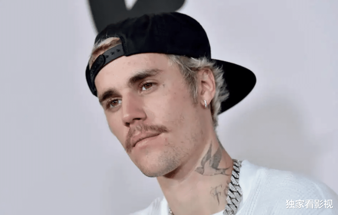 贾斯汀·比伯|28岁比伯面瘫，半边脸不能眨眼不能笑，被迫中止演唱会损失数千万