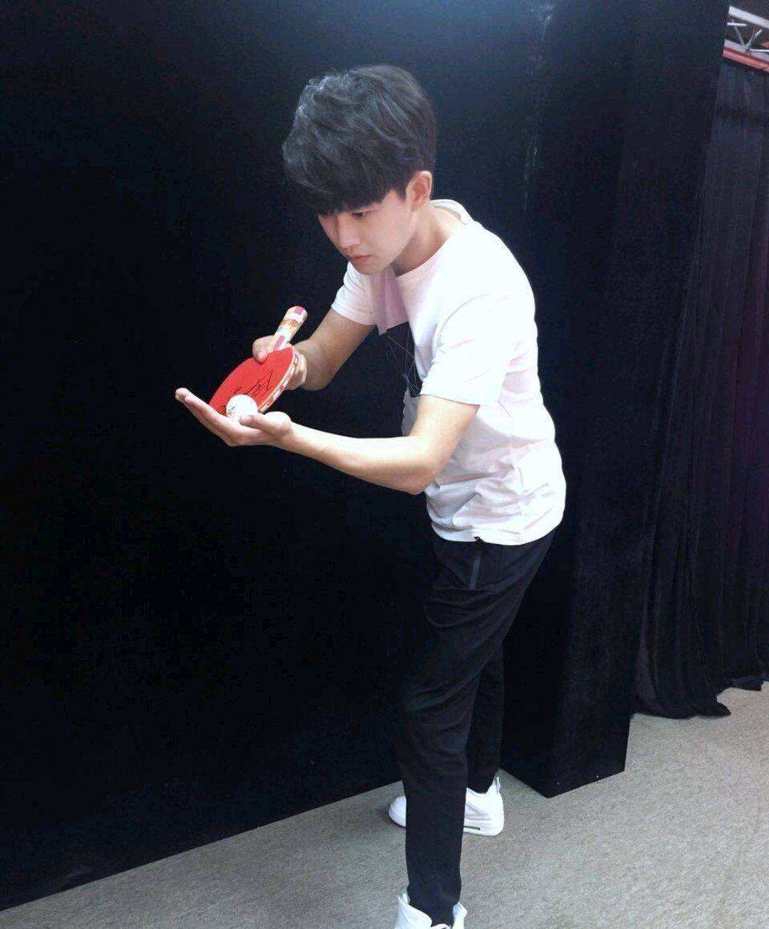 聂欢|任嘉伦:即使一辈子不红,我也不会抛弃陪伴了我11年的妻子聂欢