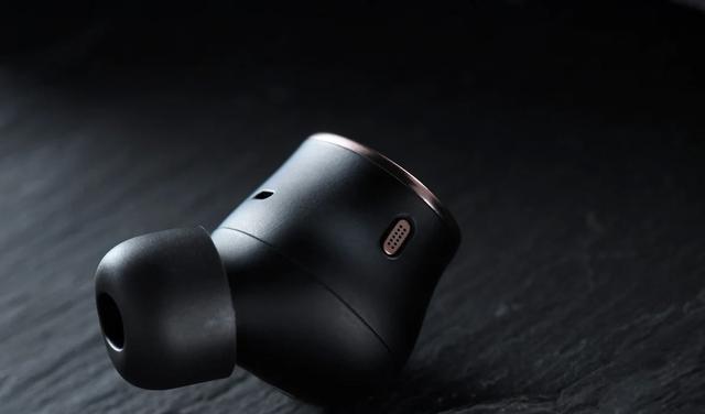 1more|1MOREEVO：集所有功能的圈铁真无线旗舰耳机