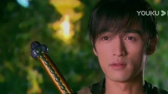 彭于晏|除了安以轩，胡歌打破《仙剑奇侠传》未婚魔咒，刘亦菲彭于晏加油