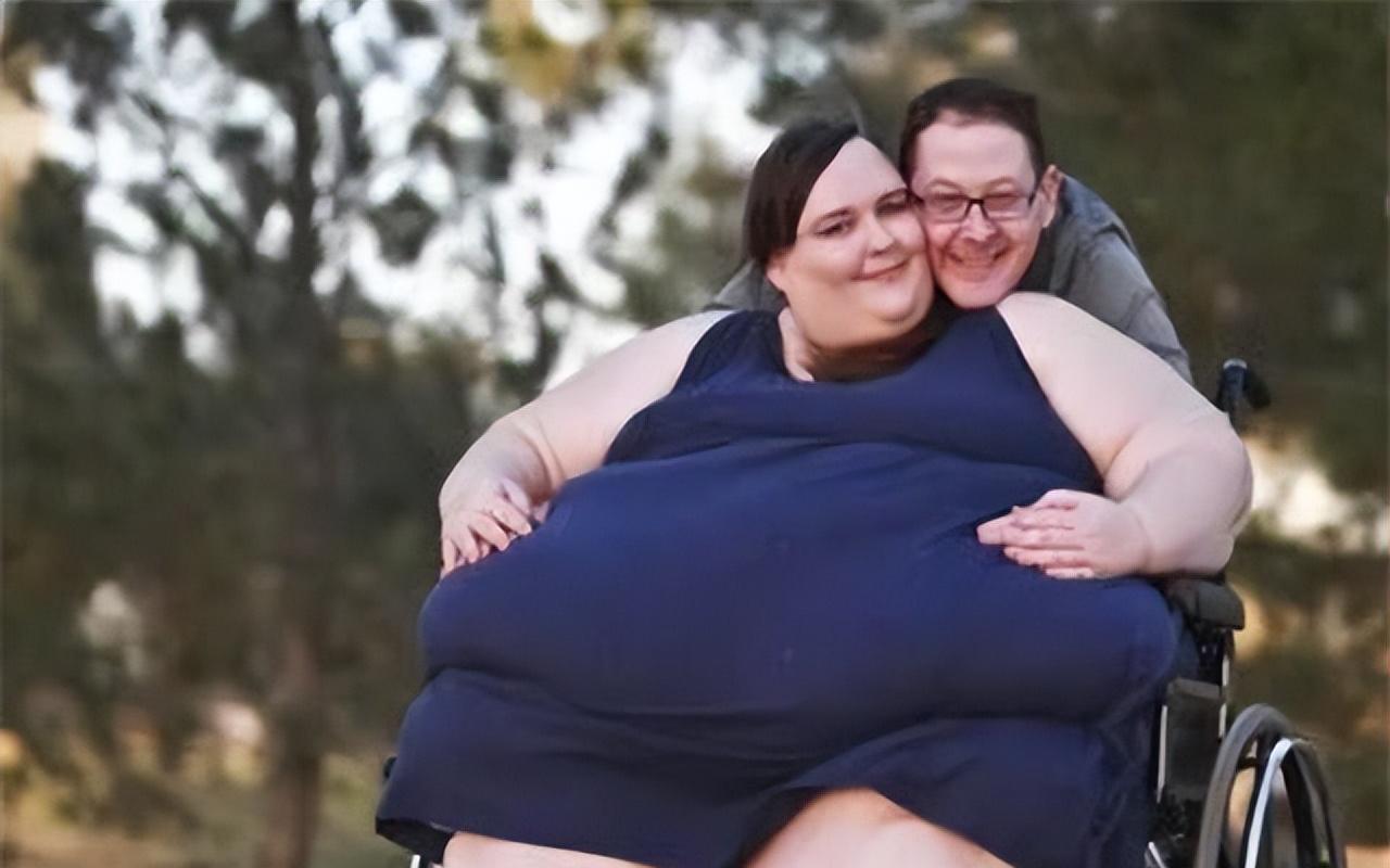 皮埃尔|2004年,重1450斤“超大美女”,嫁高富帅生俩孩子,如今怎样了?