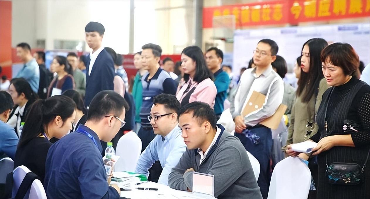 招聘|国企“国航”公开招聘,平均工资9500左右,专科就可以报考