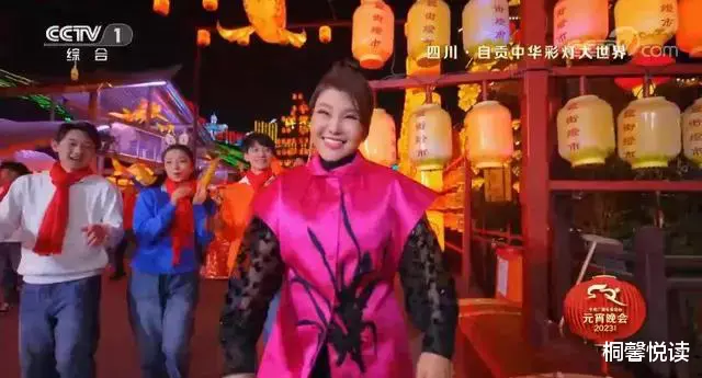 央视元宵晚会|扭捏呆板耍酷卖萌不协调,央视元宵晚会当中的一点瑕疵