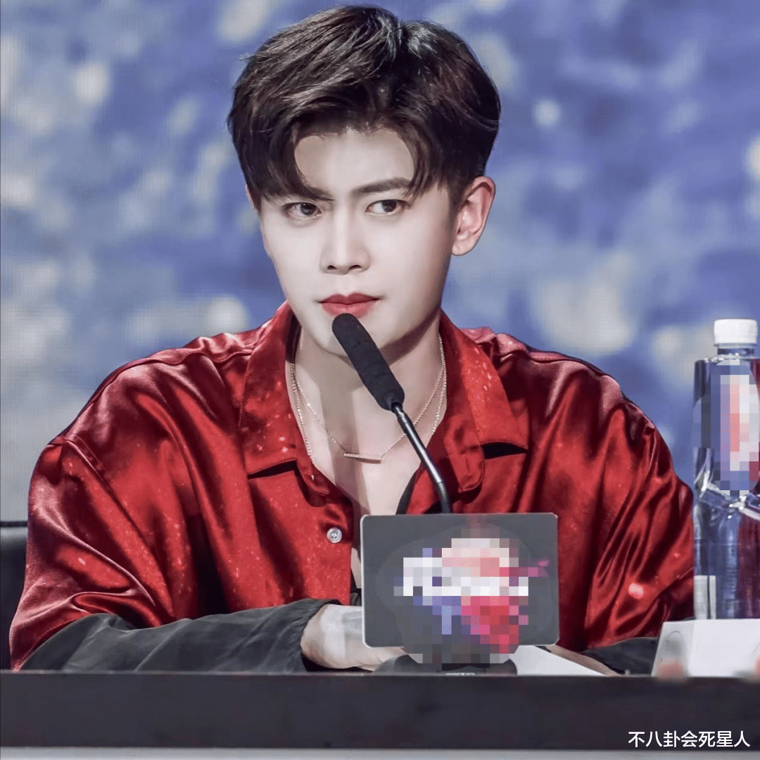 宋茜|假帅哥!面部崎岖,脸歪嘴歪,这些氛围感帅哥,颜值都不经抗打