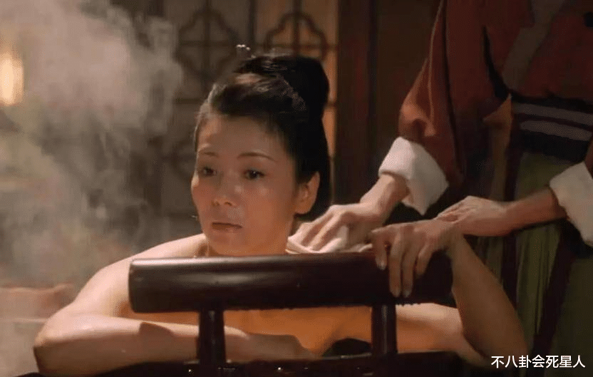 发际线 强行扮嫩、动脸成瘾、为减肥切胃洗肠，女星的畸形审美真恐怖