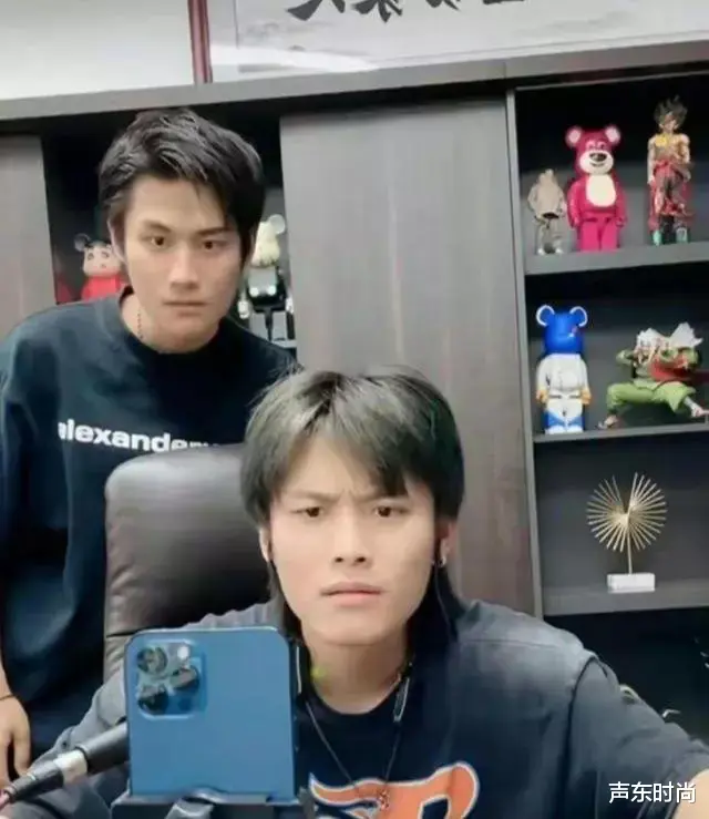 带货|反向带货的小杨哥，粉丝甚至超过刘德华，网友：他们凭什么这么火