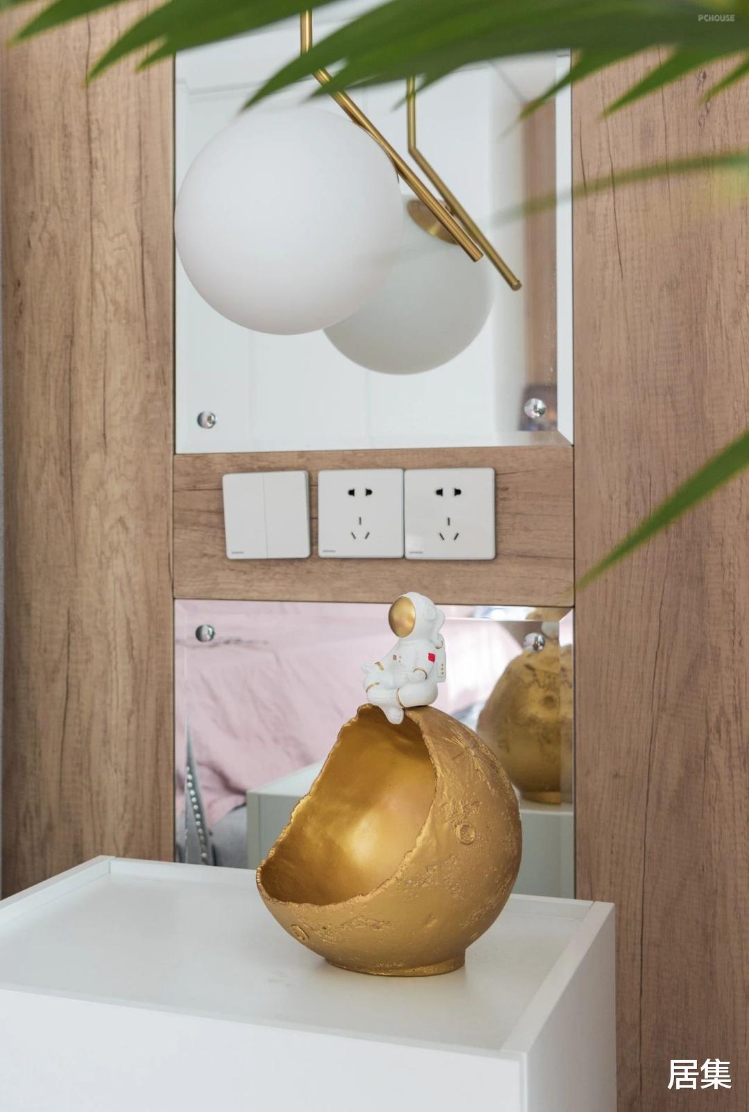 年轻夫妻加上活泼的宝宝,即使生活节奏很快,也不影响享受生活