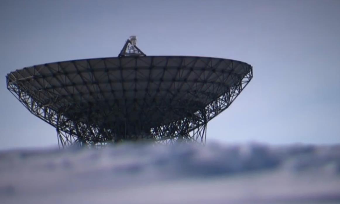 在遥远的太空深处,未知的存在向地球发出信号,这可能是外星人吗