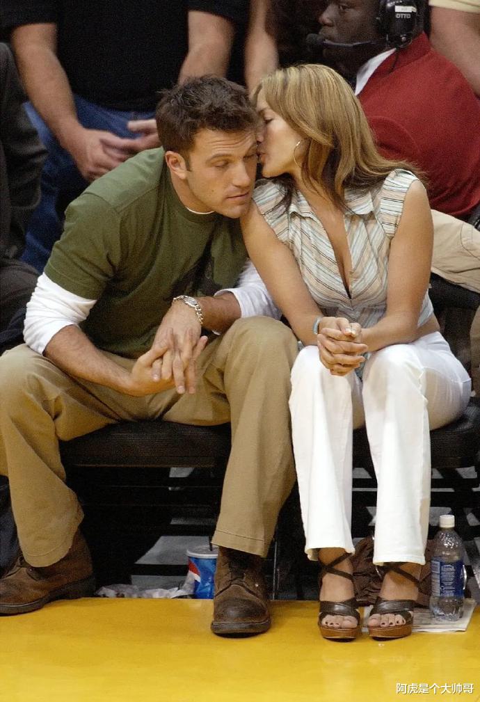 詹妮弗|恭喜!分手17年,世纪大复合:这次,他们不结婚真的很难收场…