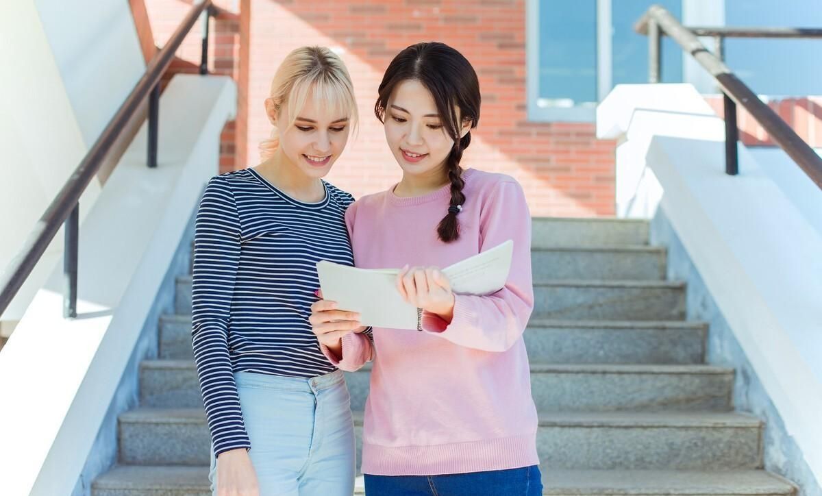 离职|「职场疑问」离职被挽留，到底该留还是该走？