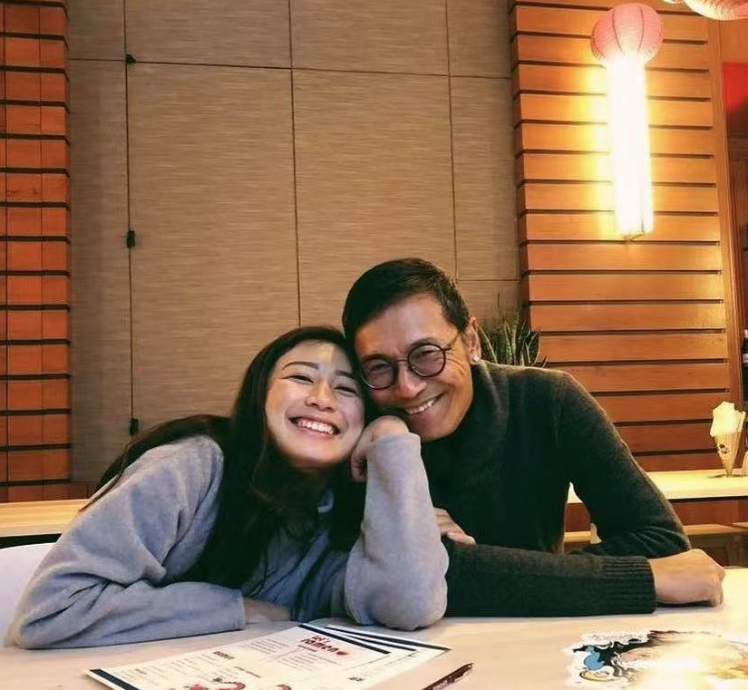 苗侨伟|63岁苗侨伟回加拿大！外籍艺人越来越多，有钱之后大概率定居国外