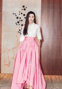 赵薇|昔日的还珠三姐妹,为什么全部翻车?