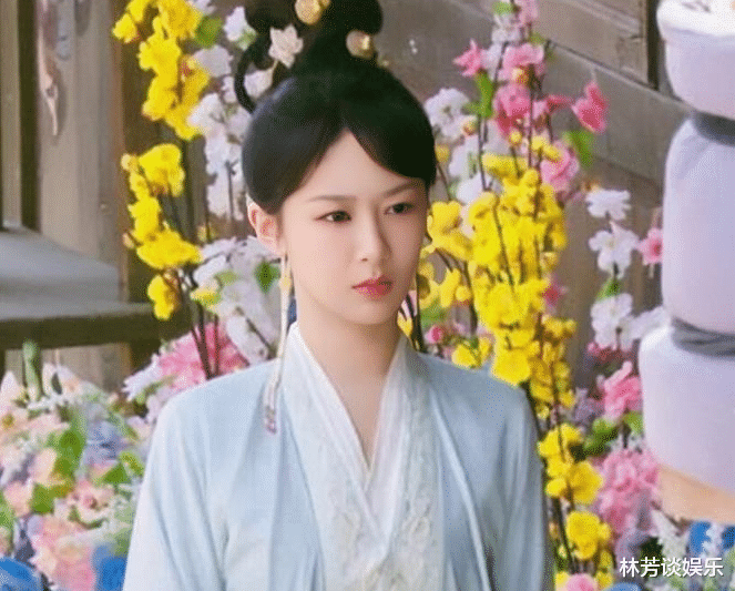 车晓|? 《玉骨遥》拿下月榜第7,比起男女主颜值,我更在意这3样!