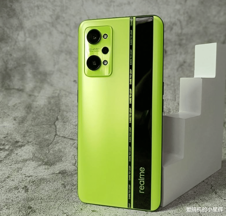 小米科技|OPPO全力对标小米，骁龙870+5000mAh+65W快充，跌至1649元