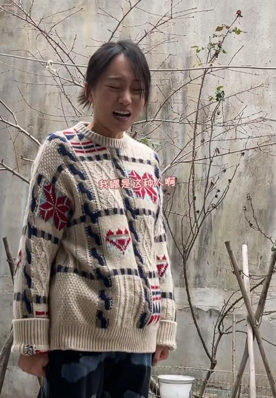 邵雨轩|张小花身份大涨!吐槽邵雨轩大脑门,网友:别不知足,省电