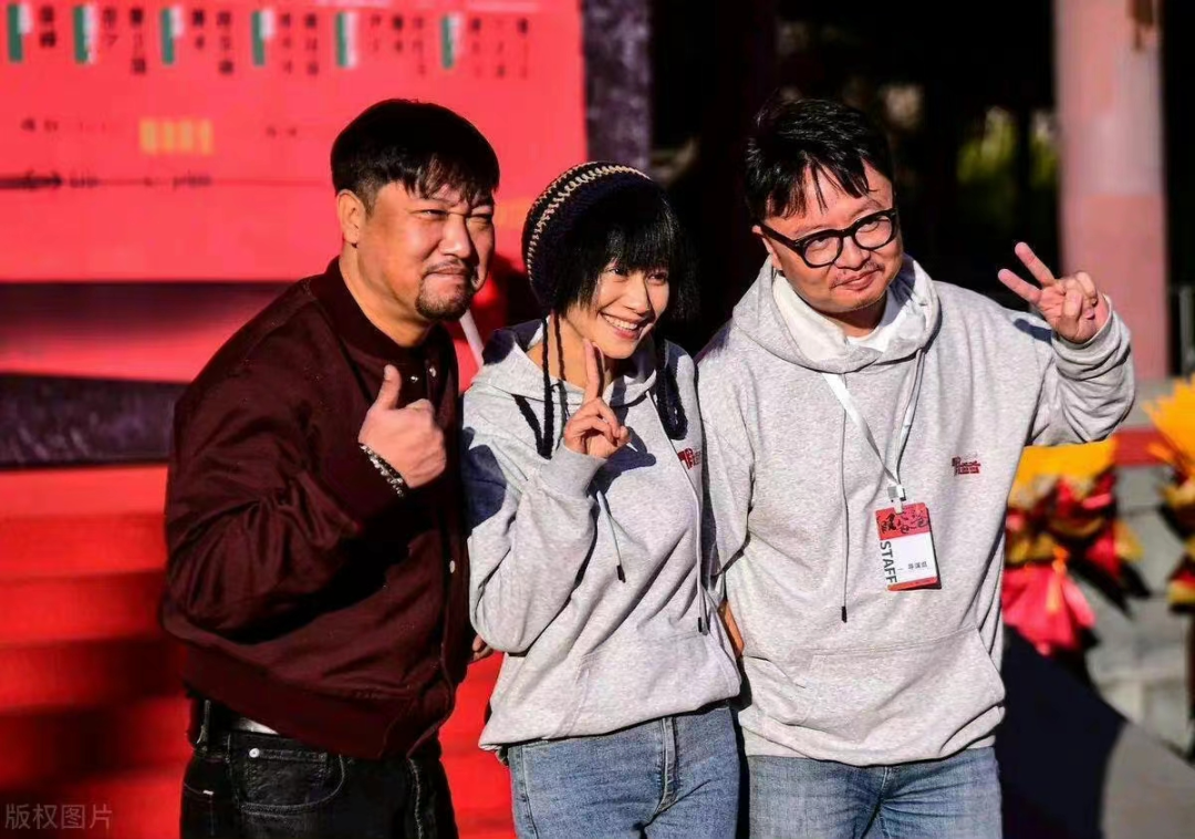 徐峥|徐峥新片引争议:拍摄地全是人造雪无人处理,周边商铺愤怒报警