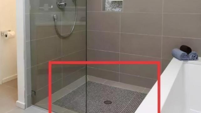 越来越多人卫生间不做斜坡了，当下流行这么做，50年不漏水