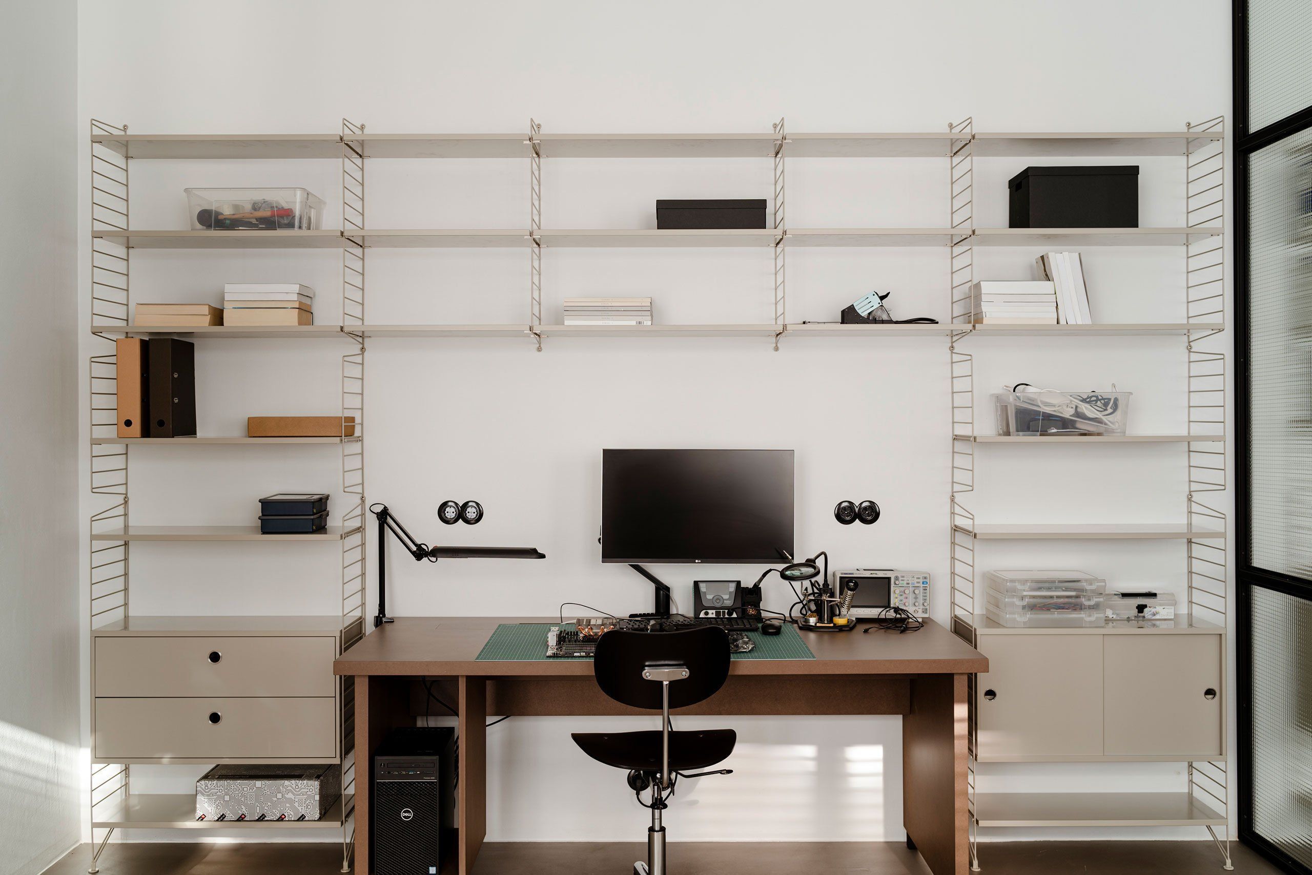 办公室|狸办公案例精选 | 波兰PZN办公室 科技与复古的完美融合