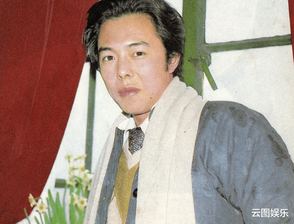 张铁林|老戏骨张铁林直播卖字惹争议!自称平时10万一幅,现仅需1688元