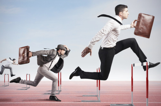 宾阳|职场上，当你表现自己成绩的时候，总是有人在背后说你、在议论你