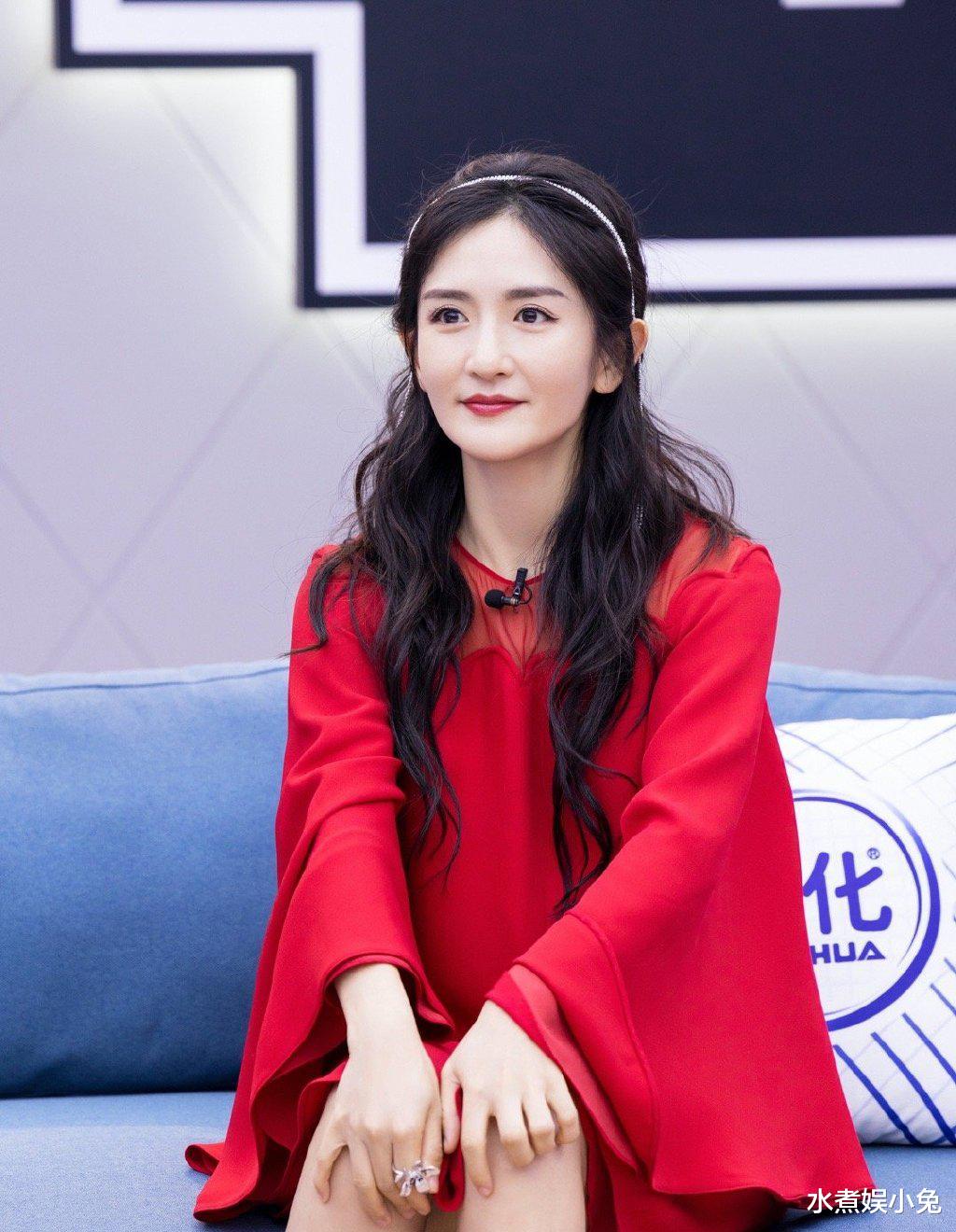 乘风破浪的姐姐|2年后,明明没有人翻红,为何热度开始消退的《浪姐3》还是香饽饽?