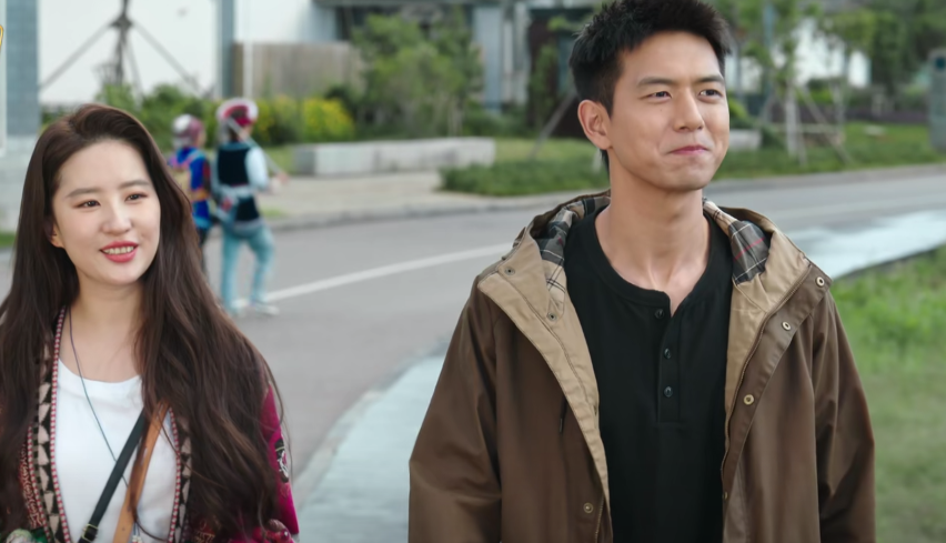 李现|《去有风的地方》首播大爆:躲过了李现,却被48岁男七号给惊艳了