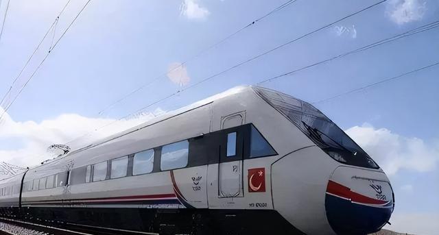 招聘|“铁路局”公开扩招,4类学生有望优先录取,有兴趣的学生别错过