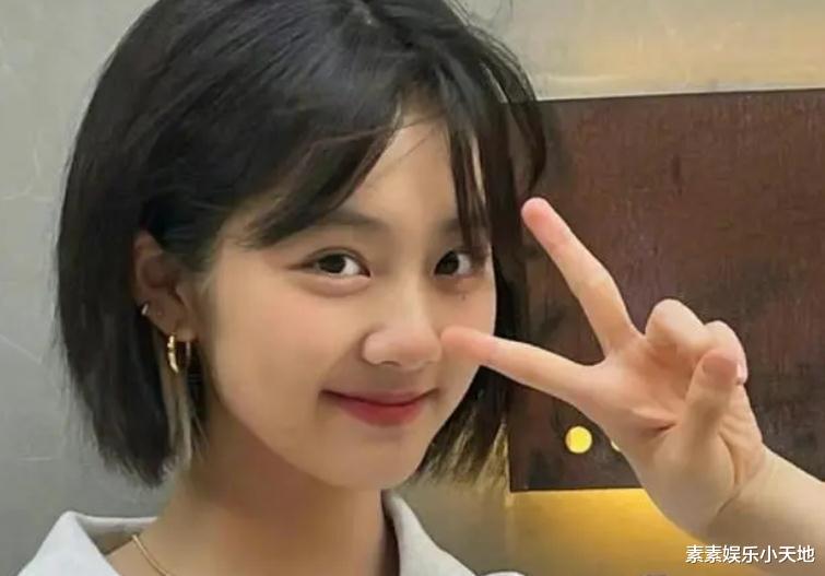 田雨橙|同样15岁的星二代女生,黄多多和森碟被看好,另外2个很叛逆