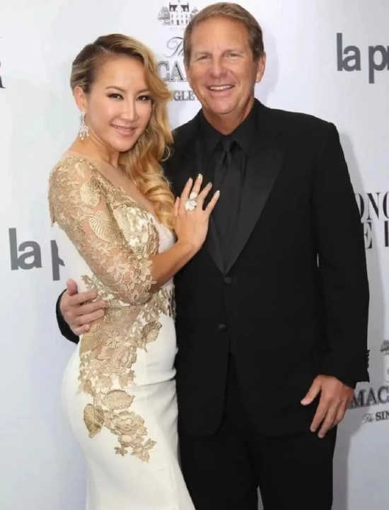 黄子韬|在情人节“搞事情”的明星:李玟疑似离婚,曾华倩示好初恋梁朝伟