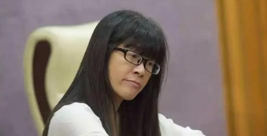 余秀华|余秀华帮杨槠策洗白:他爱我不是演的!网友:离开男人没法活?