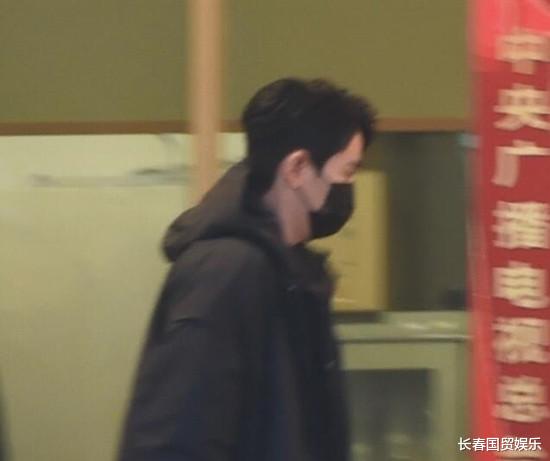 明星|央视春晚第三次联排，众明星“全副武装”低调现身，您能认出几位？