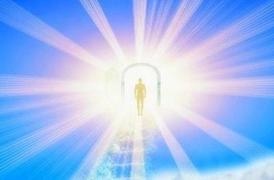 知名作家濒死见到高级的生命,被告知未来是黄种人的天下!