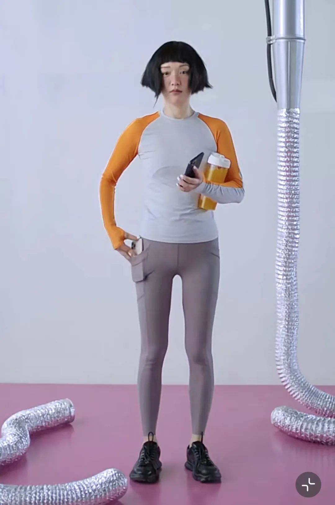 周迅|周迅拍大片又被嘲？！网友无奈：人是美的，拍的什么玩意儿…