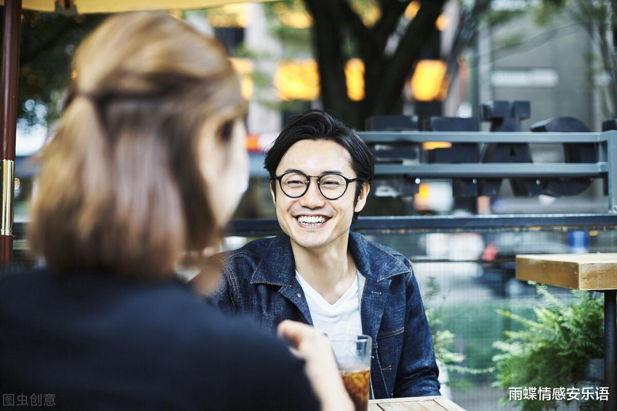 |失业男人让母亲与哥嫂一家来长住,妻子:我俩AA, 你自己养,我不伺候