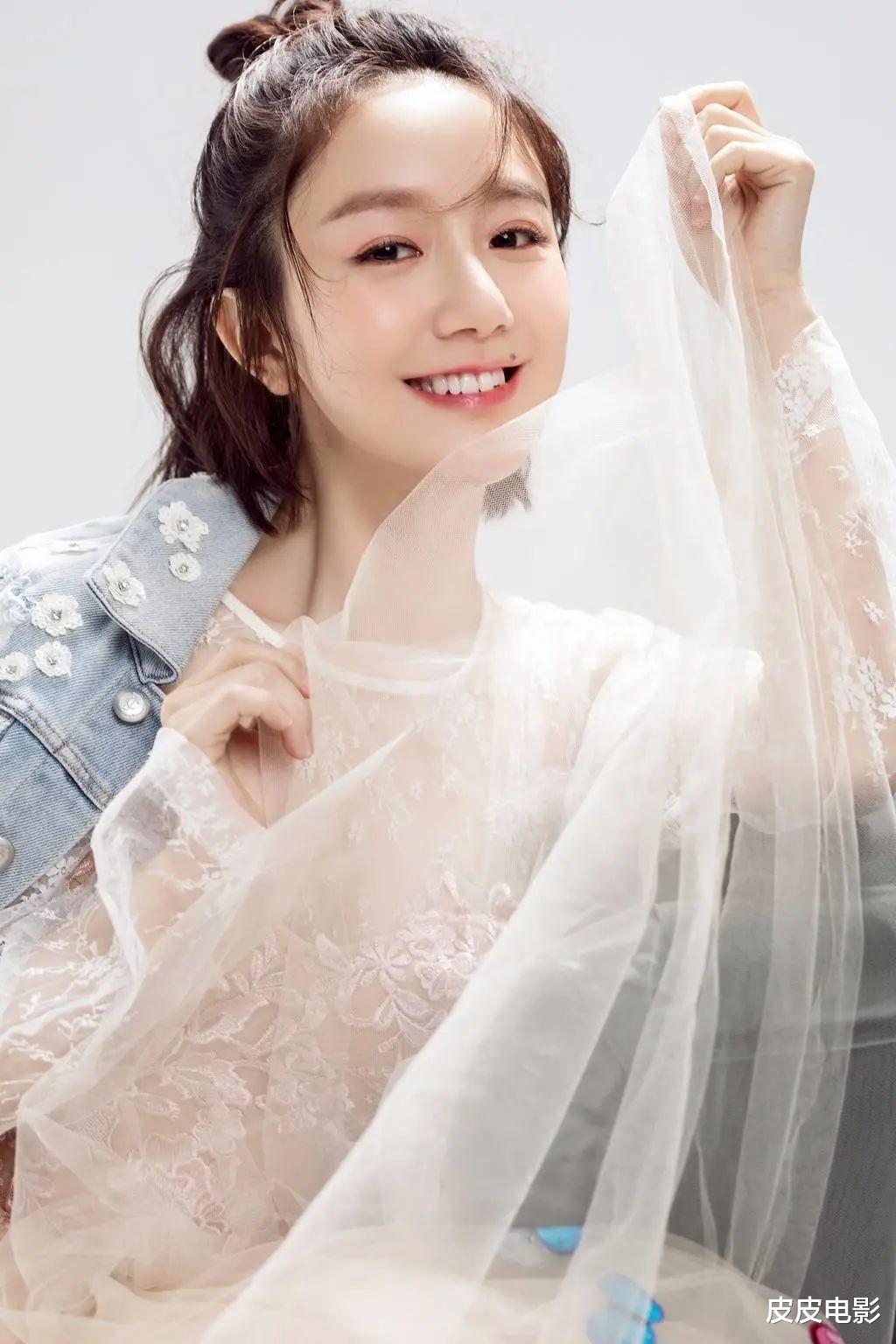 杨蓉|有颜值,有身材,又有金主,却死活捧不红,这20位女星成名太玄学