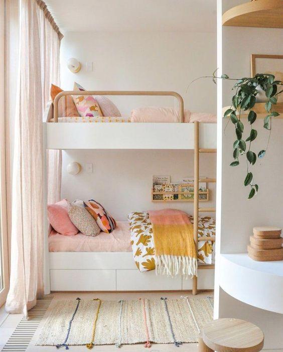 上下铺二胎家庭都不用了，下铺竖着摆一张双人床，改良版更合适