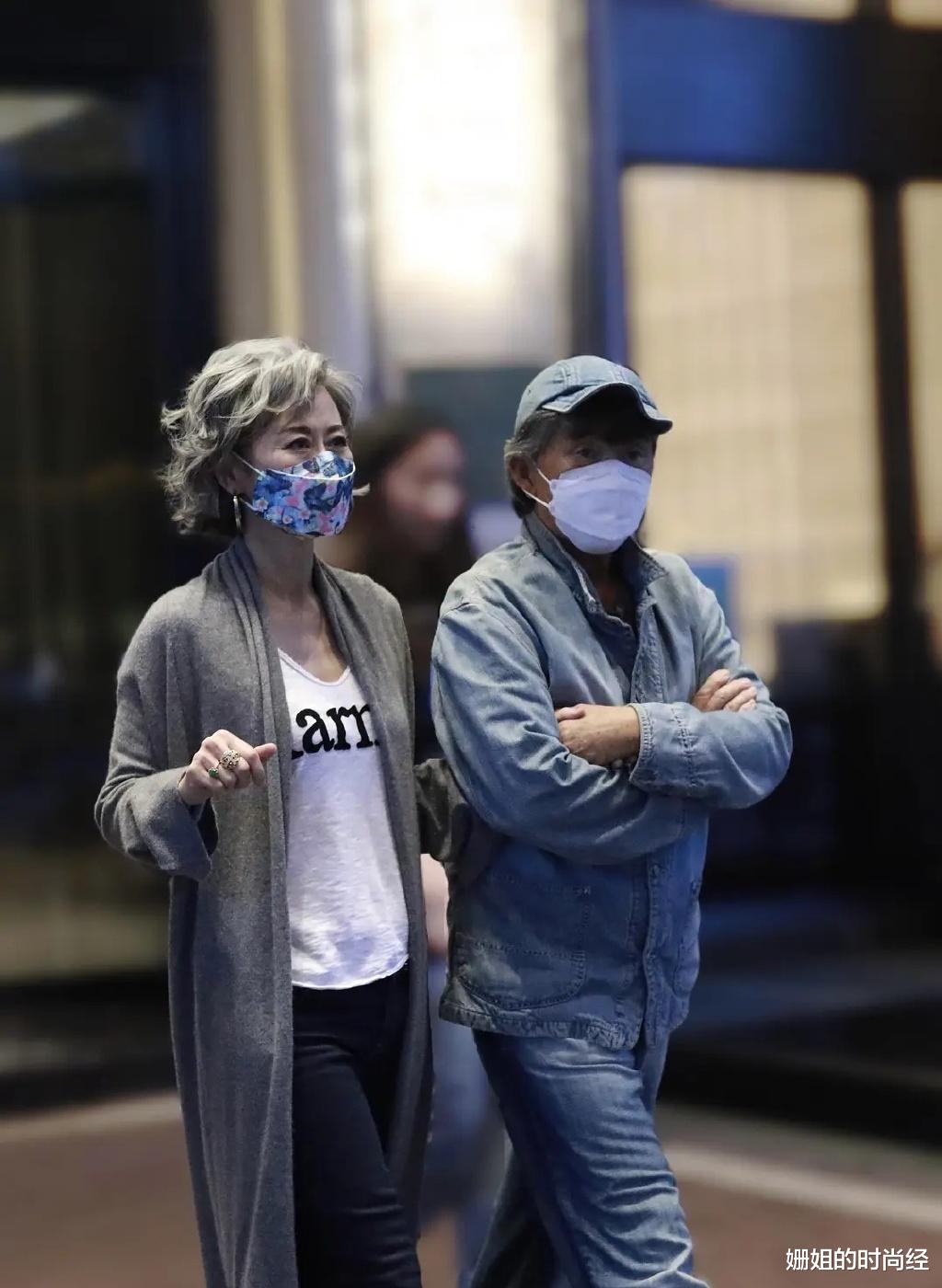 果冻 看了60岁叶倩文的穿搭，我发现：穿衣“不扮嫩”，从容老去才真美