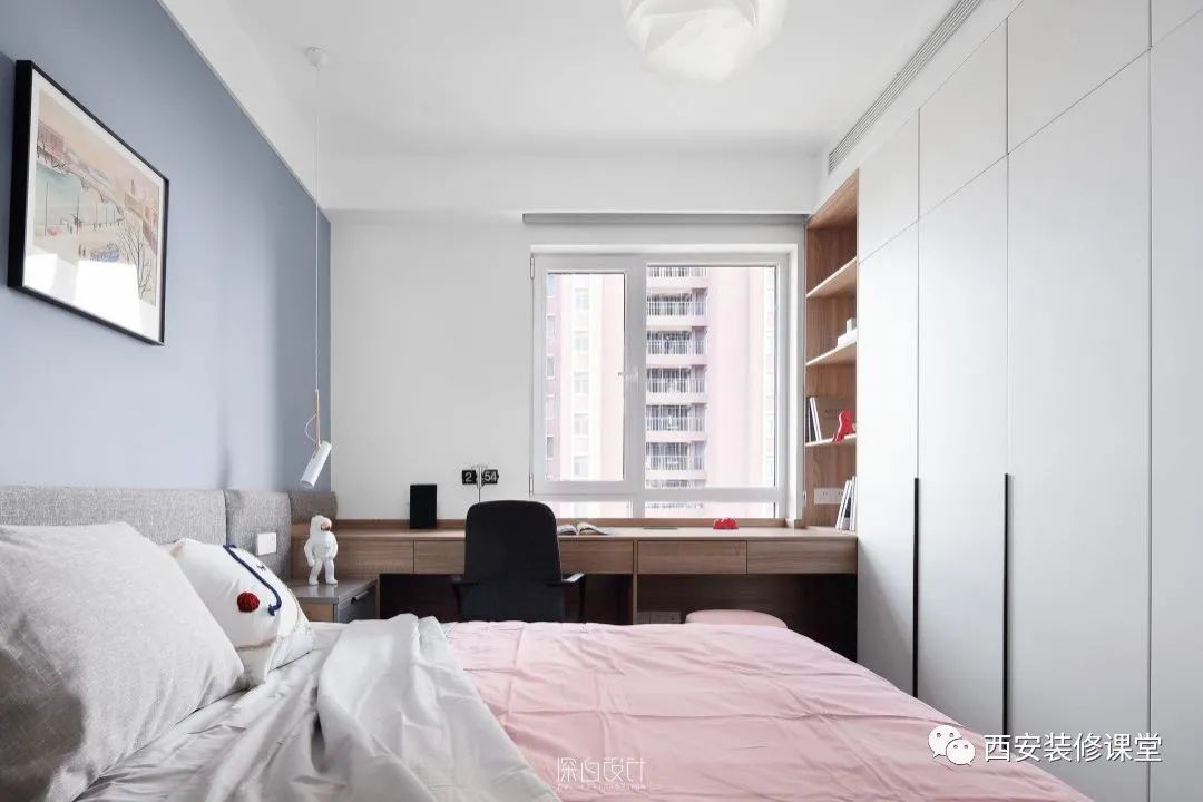 利用窗户定制超级书桌，这样做更好