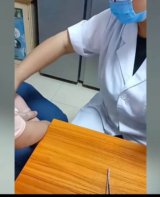 广西玉林，一女子和老公闹离婚，离婚协议也已签好，可在领取离婚证前一星期，女子却意外发现自己怀上了3胎