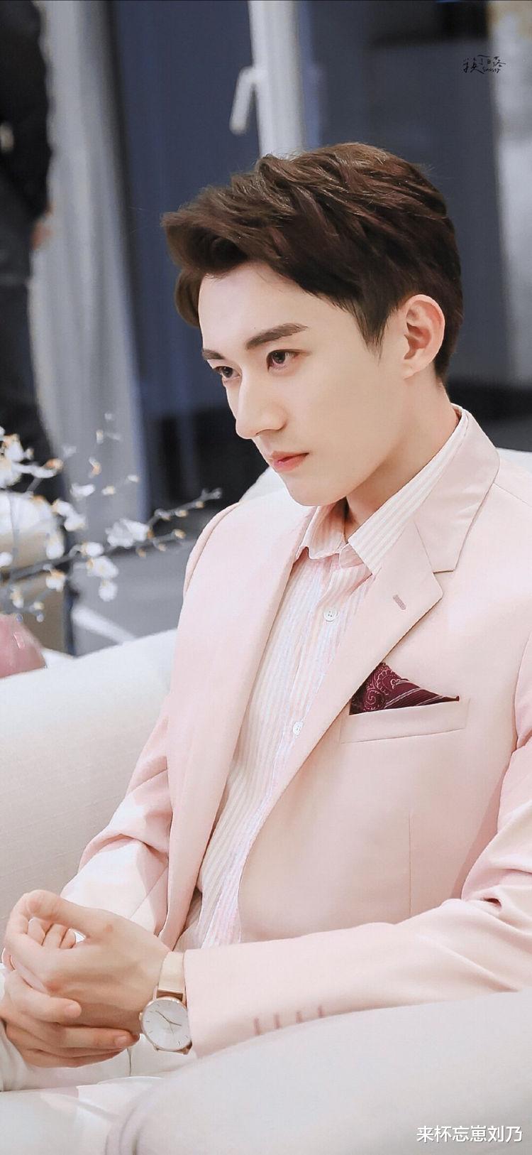 |有张“贵气脸”的男明星，我只服这3位！气质根本演不了穷人