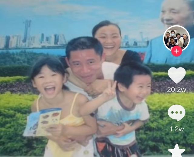 张真源|孙卓陪孙悦逛街,搂着肩膀是亲情,露脸和孙海洋上春晚拜年很帅气