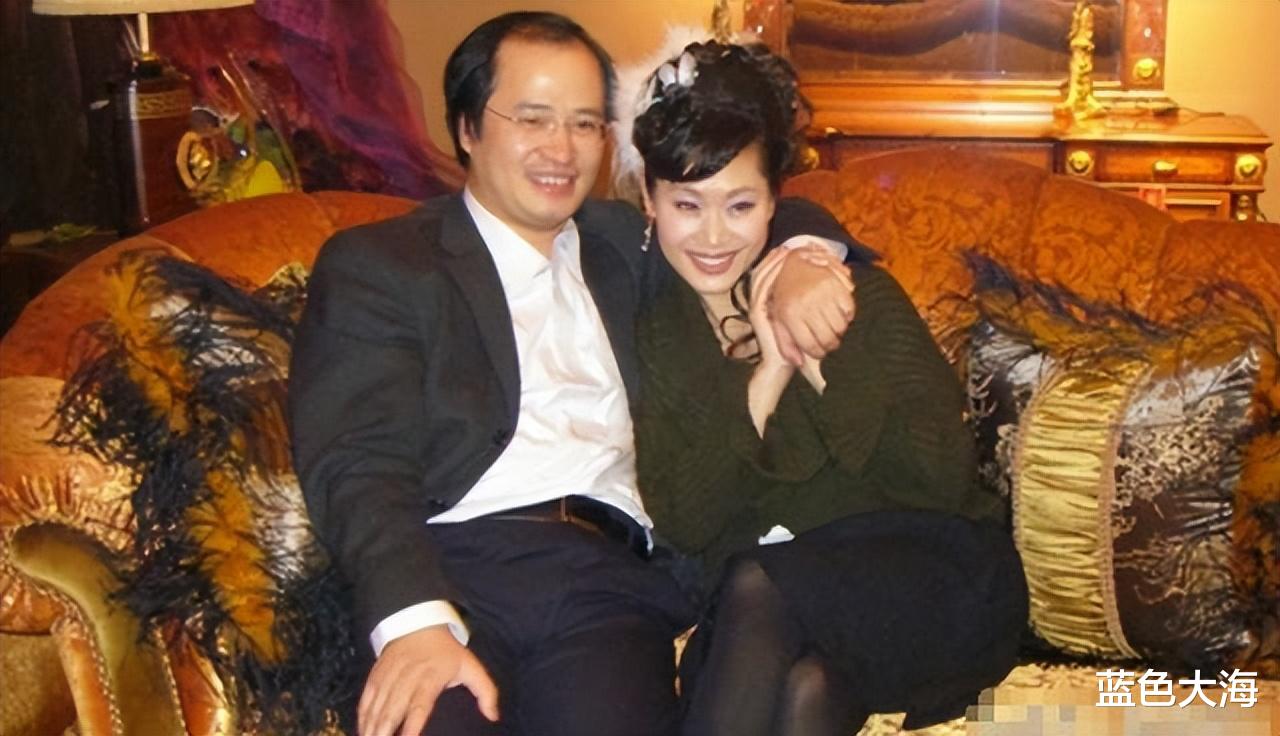 于文华|于文华：我这辈子最正确的决定，就是二婚嫁给小2岁的“网友”