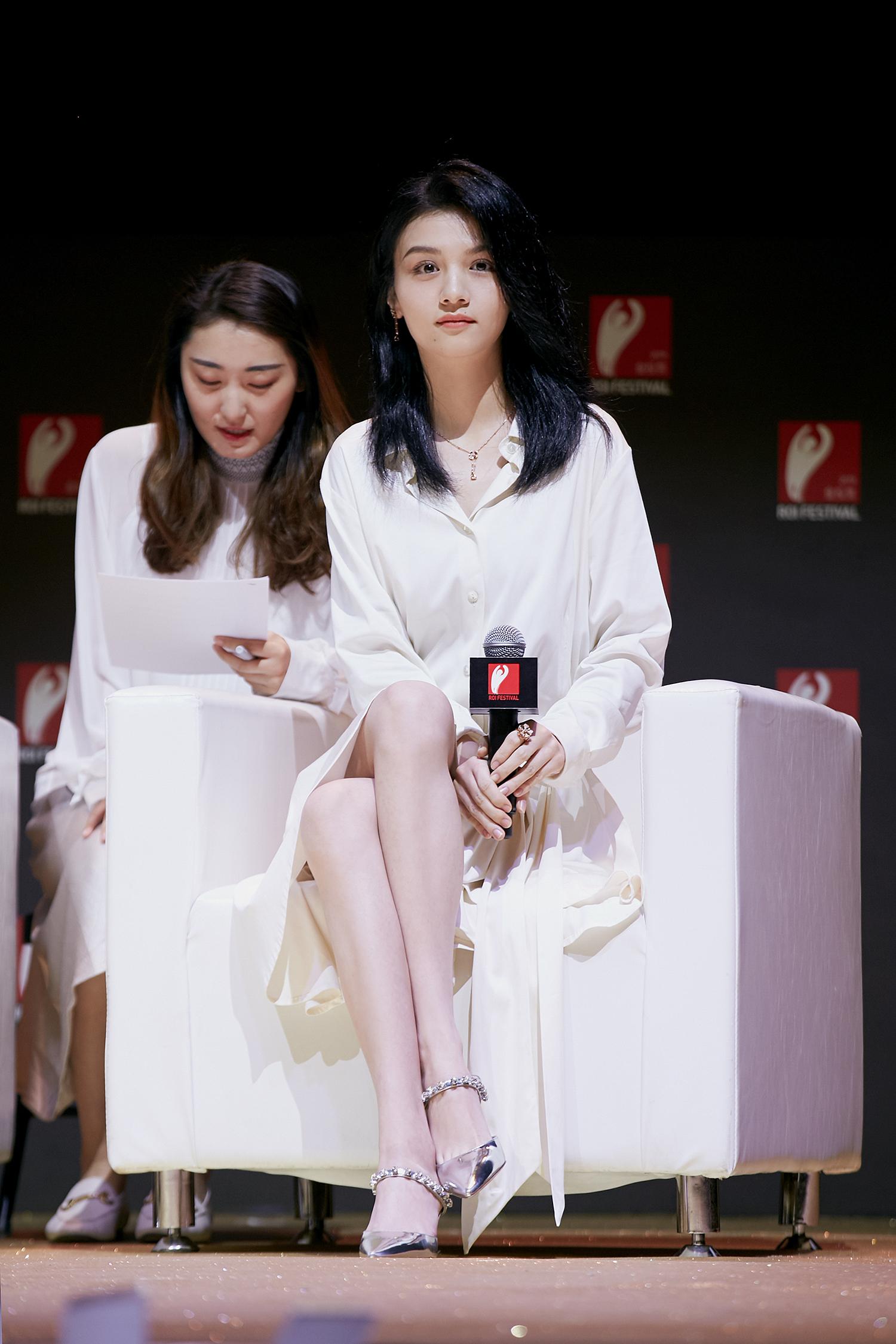 电影|两位知名女星塌房,一个违反法律法规,一个疑似被抓