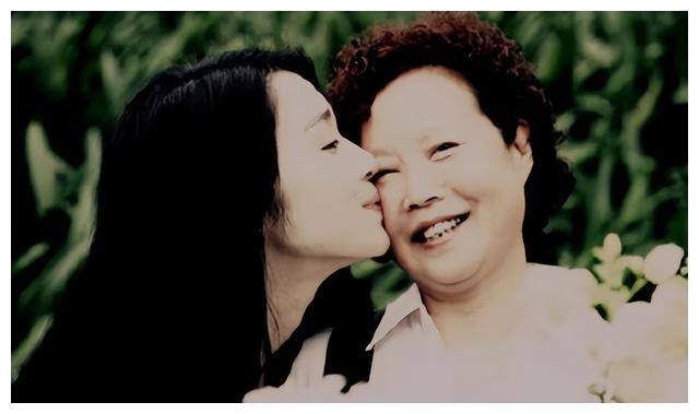 陈丽娜|石晶陈丽娜：低调又迷人的女演员，巅峰时遭遇车祸，42岁婚姻成谜