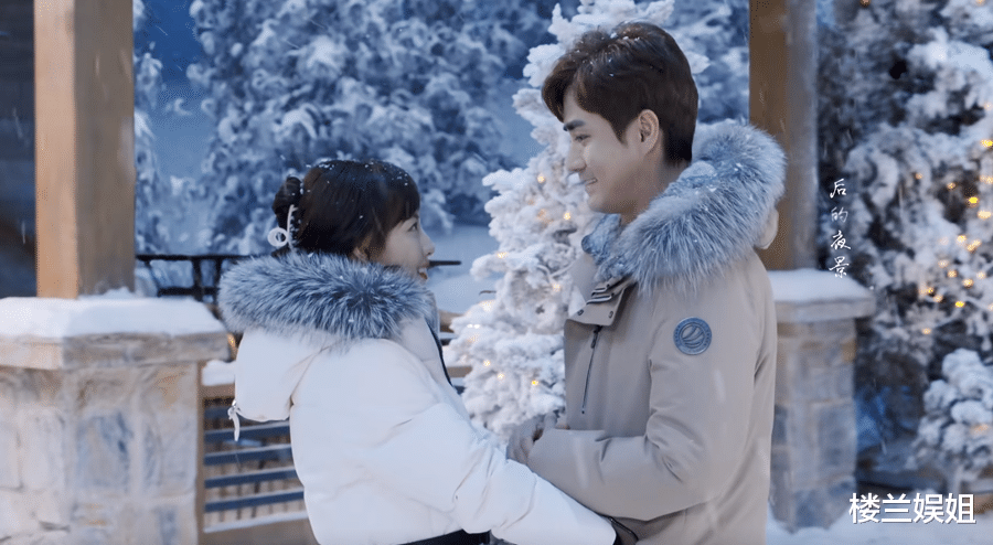 杨玏|网红女主播突遇奇葩三角恋？杨玏张嘉倪新剧告诉你，网恋靠不靠谱