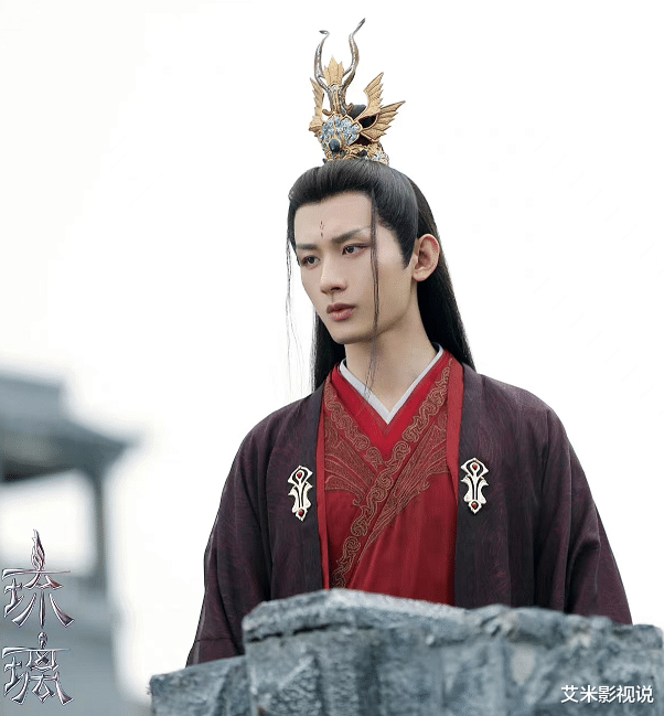 琉璃|曾在《琉璃》给成毅作配,今在新剧扛起男一号,27岁的周峻纬太惊艳