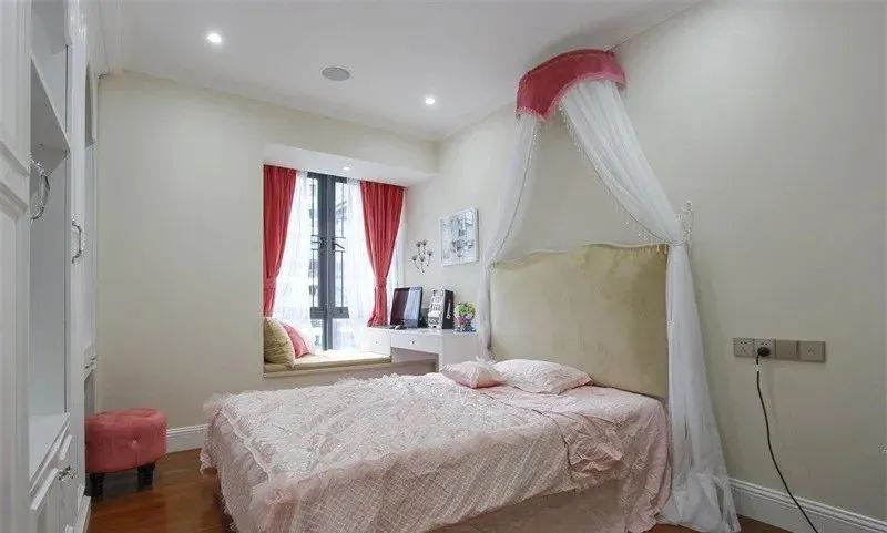 我家203㎡大平层,全屋70万装修大气极了,衣帽间老婆最爱,晒晒